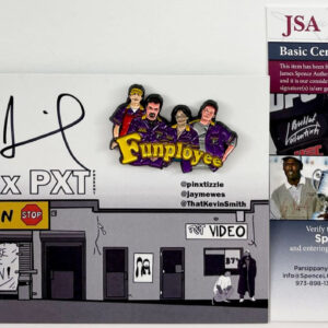 Kevin Smith Signed Pin Stop Clerks Funployee Limited Ed. Collectible Pin JSA COA