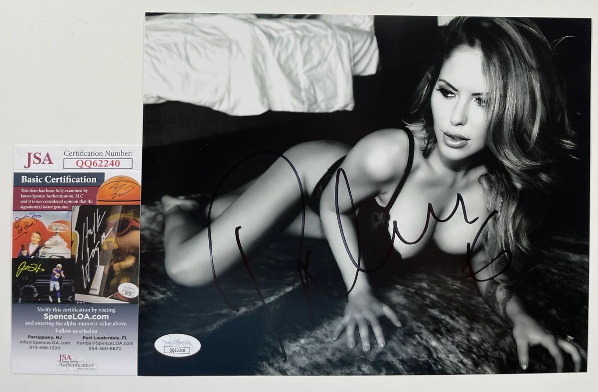 UFC Ring Girl Brittney Palmer Signed 8x10 Photo J Autograph Sexy Model JSA COA