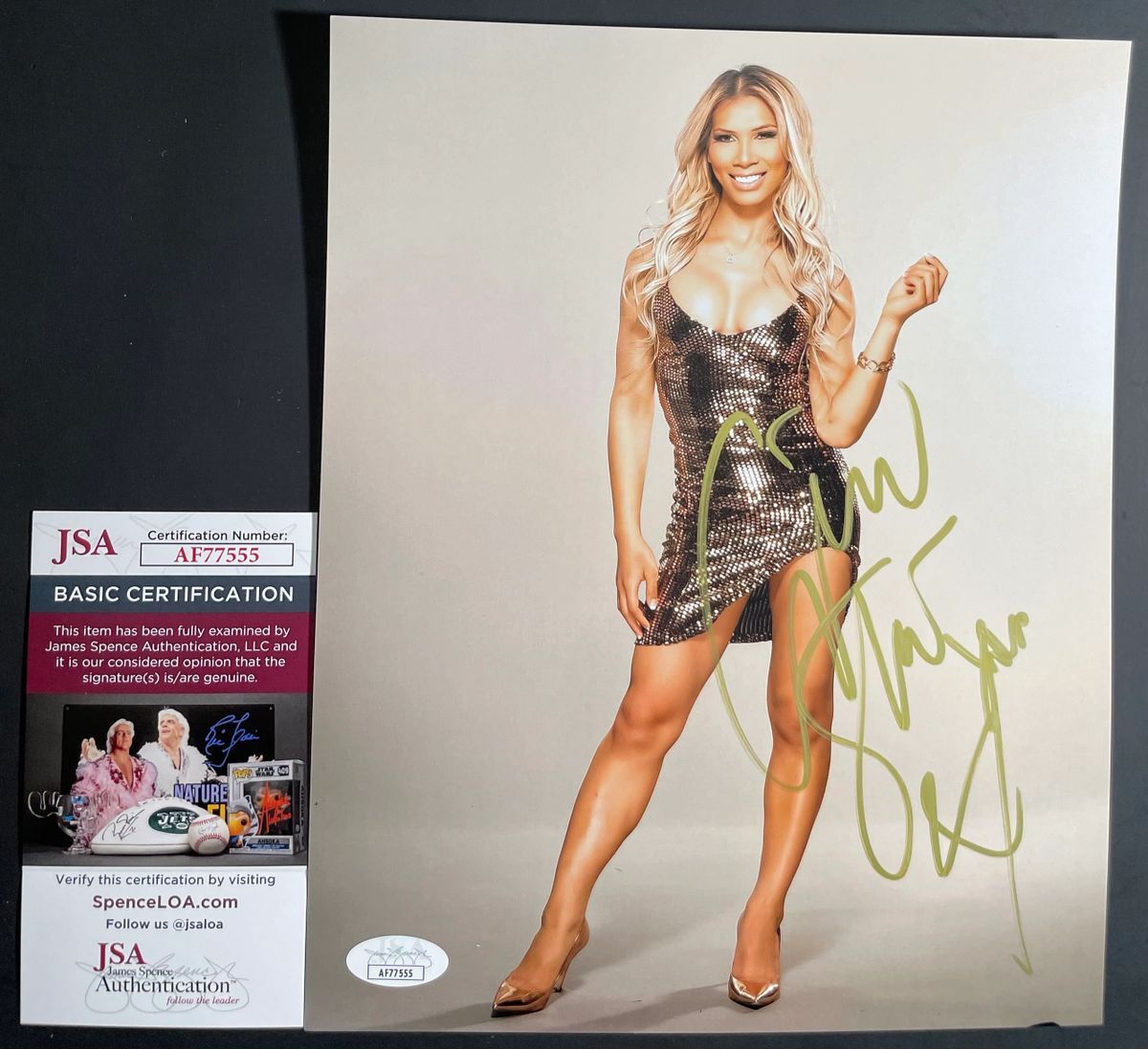 IMPACT Wrestling Knockout Gisele Shaw Signed 8x10 Photo A Autograph JSA COA