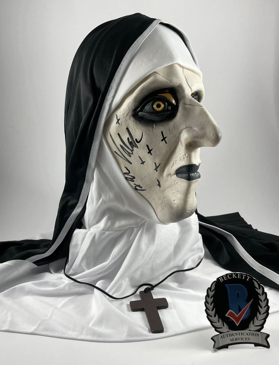 Bonnie Aarons Signed The Nun Demonic Nun Valak Light Up Mask BAS COA