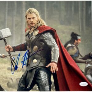 Chris Hemsworth Signed Marvel Thor The Dark World 11x14 Photo JSA COA