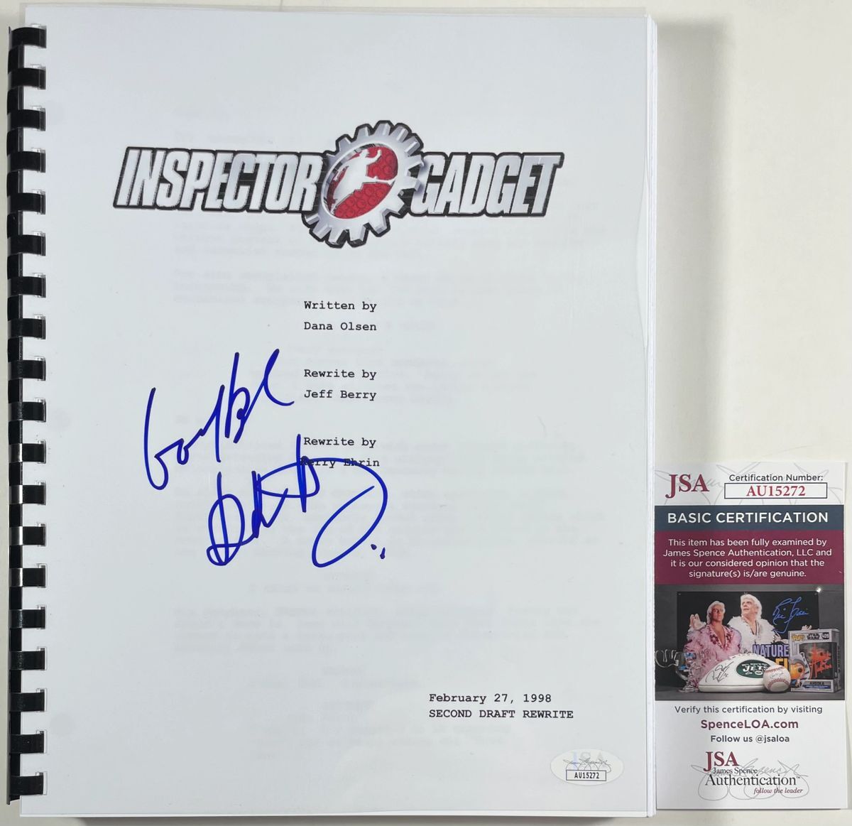 D.L. Hughley Signed Inspector Gadget Complete Movie Script Autograph JSA COA