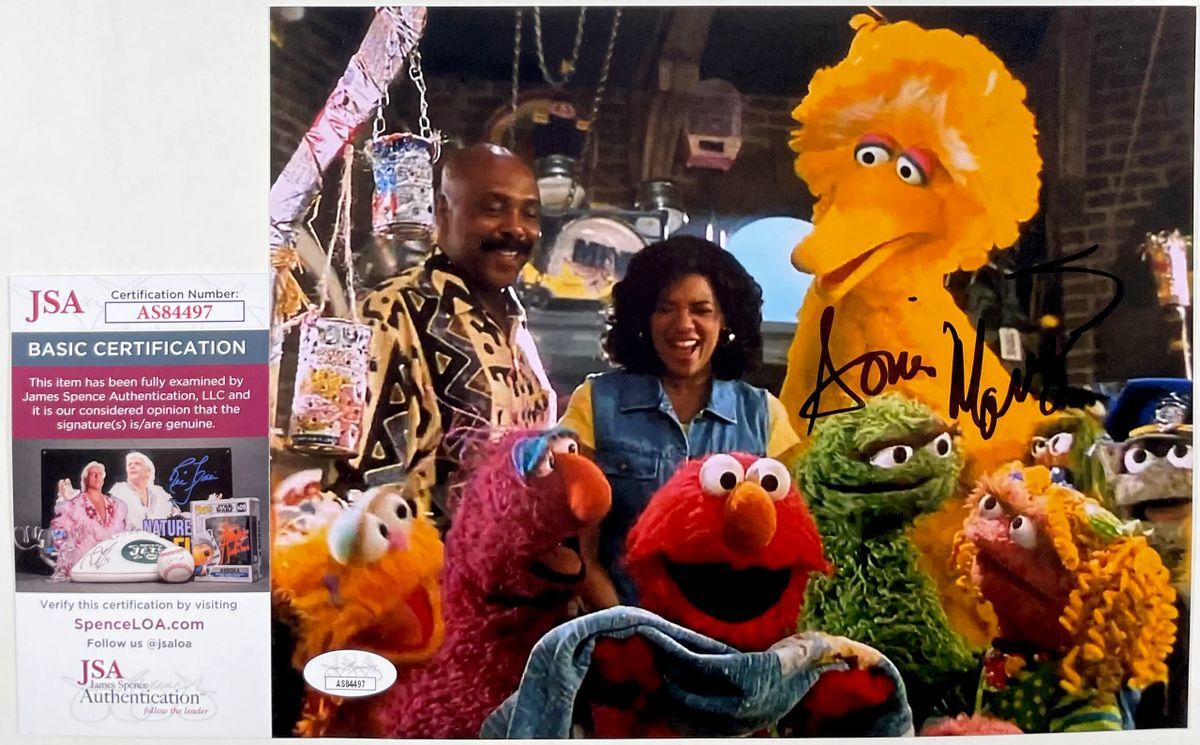 Sonia Manzano Signed Sesame Street 8x10 Photo A Autograph JSA COA