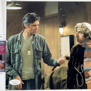 Jamie Farr Signed M*A*S*H Sgt. Maxwell Klinger 8x10 Photo Autograph JSA COA
