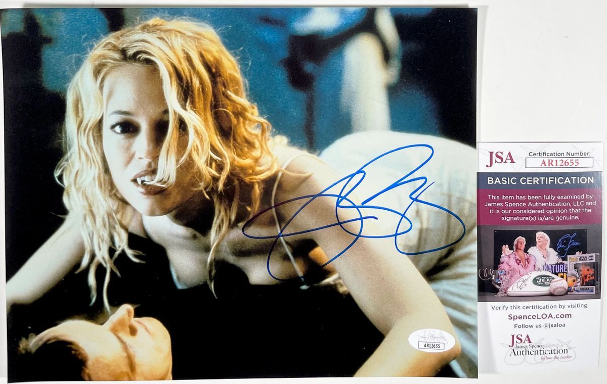 Jeri Ryan Signed Dracula 2000 Valerie Sharpe 8x10 Photo Autograph JSA COA