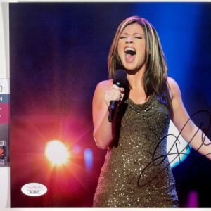Kelly Clarkson Signed 8x10 Photo B Autograph American Idol Singer JSA COA