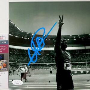 Usain Bolt Signed Meeting AREVA B&W 8x10 Photo Authentic Autograph JSA COA