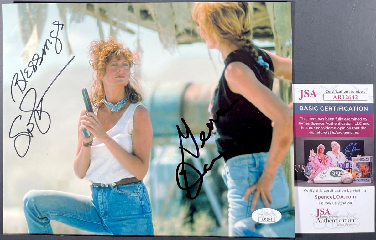 Geena Davis & Susan Sarandon Signed Thelma & Louise 8x10 Photo JSA COA