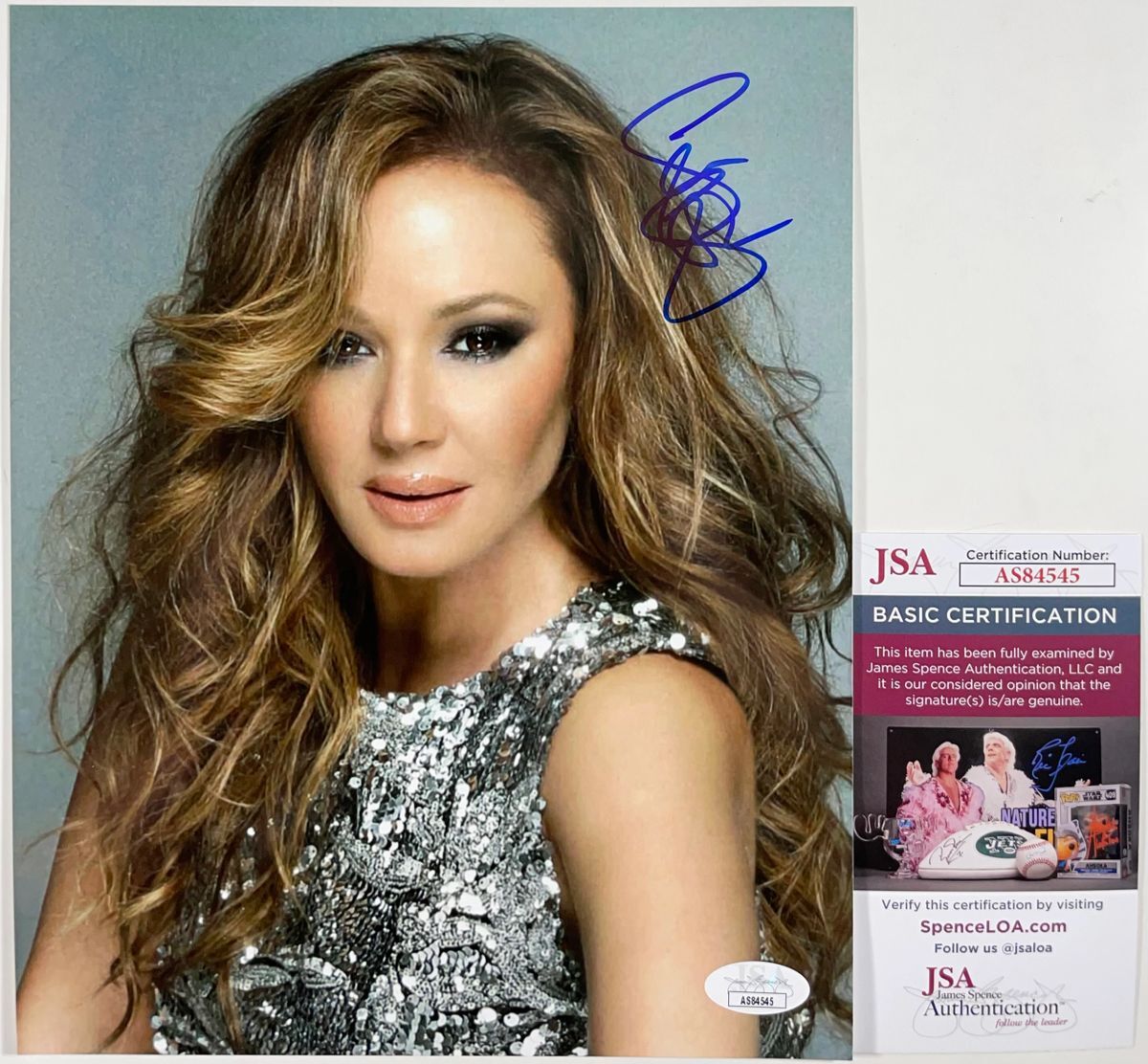 Leah Remini Signed 8x10 Photo D Autograph King Of Queens Carrie Sexy JSA COA
