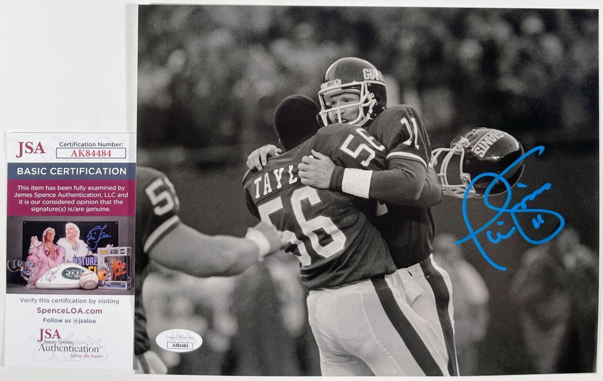 NFL Phil Simms New York Giants Super Bowl MVP Signed B&W 8x10 Photo A JSA COA