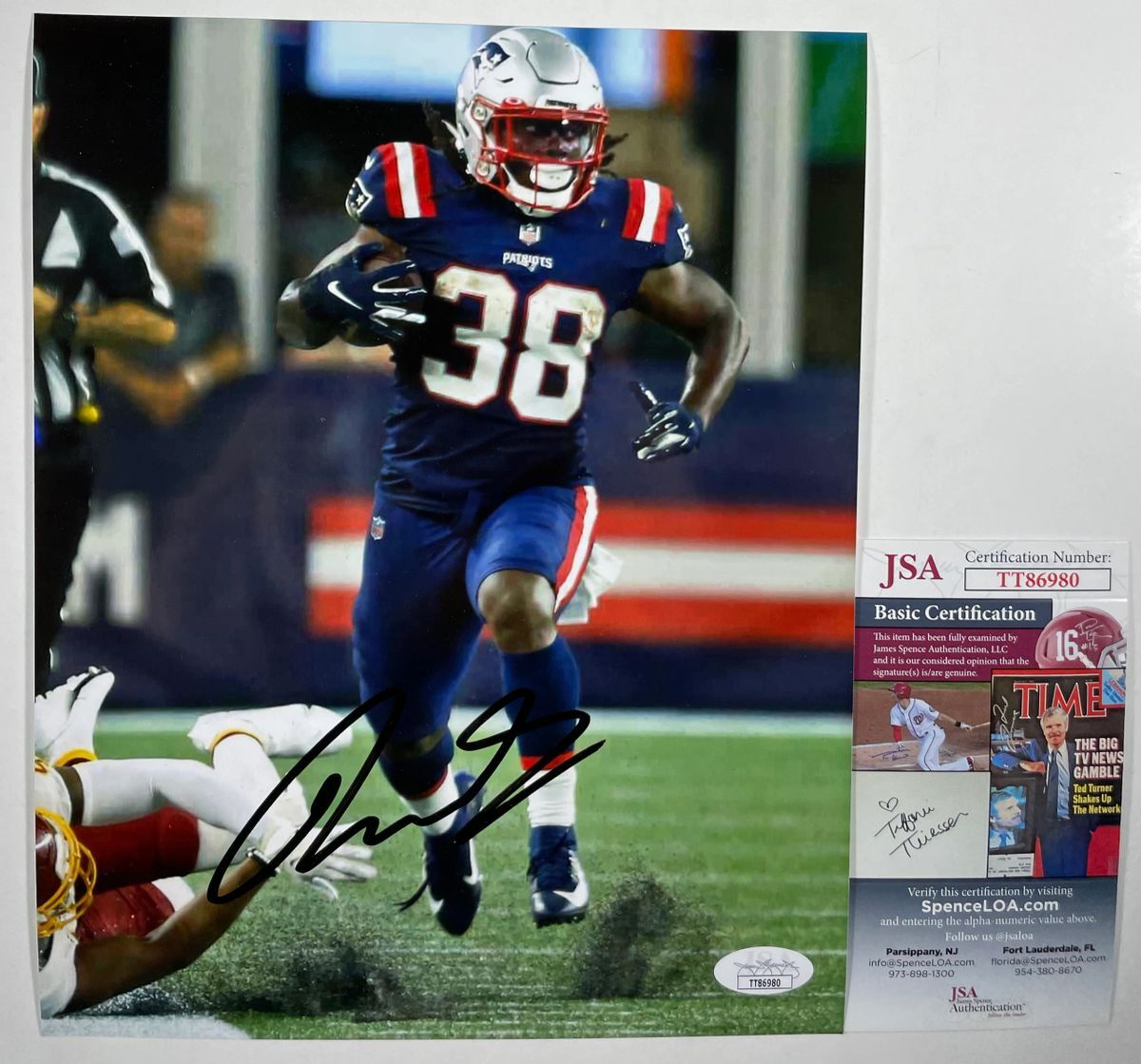 NFL Rhamondre Stevenson Signed New England Patriots 8x10 Photo A JSA COA