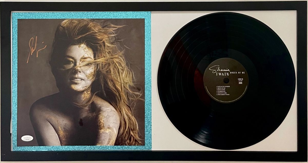Shania Twain Signed Framed Queen Of Me Vinyl Record Display Autograph JSA COA