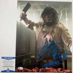 Andrew Bryniarski Signed Texas Chainsaw Massacre 11x14 Photo C Autograph BAS COA