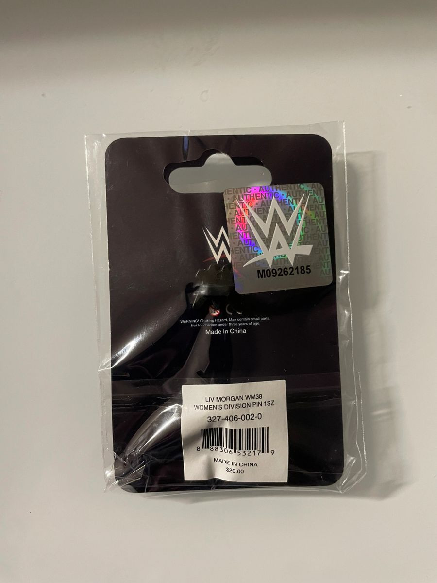 WWE Liv Morgan WrestleMania 2022 Limited Edition Pin Official Merchandise - Image 3