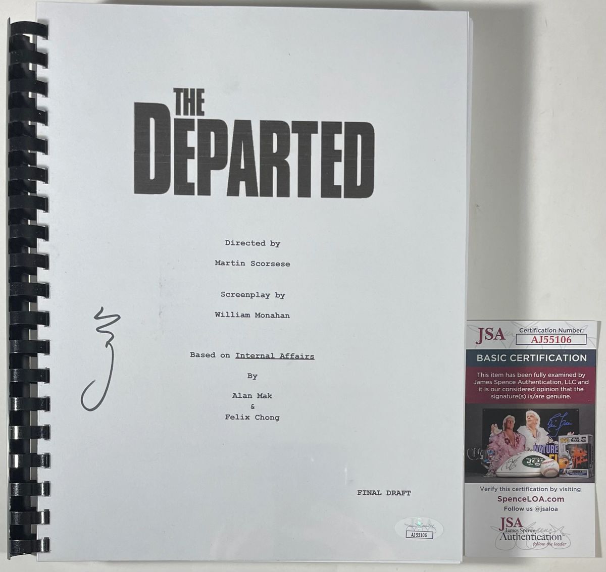 Mark Wahlberg Signed The Departed Complete Movie Script Autograph JSA COA