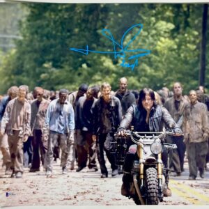 Norman Reedus Signed The Walking Dead Daryl Dixon 16x20 Photo Autograph BAS COA